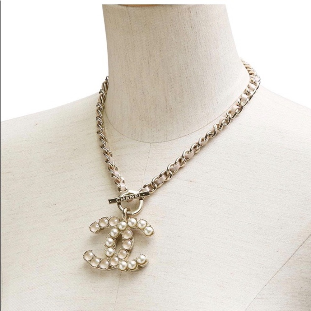 CHANEL XL CC Necklace